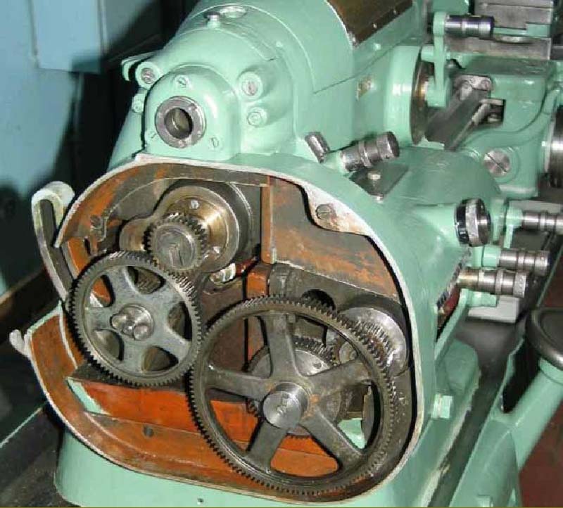 Загальний вигляд токарно-гвинторізного верстата DL-2 компанії G.Kärger